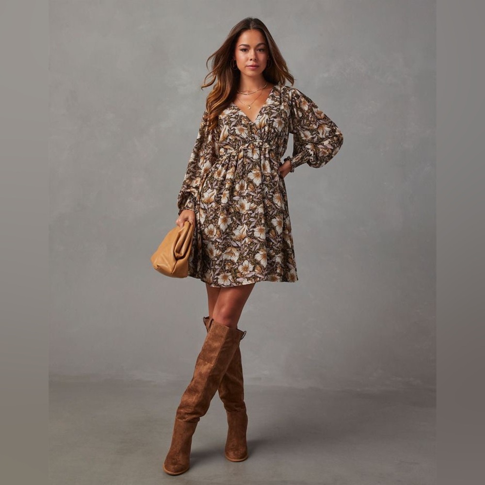 NWT Vici Hallie Floral Balloon Sleeve Mini Dress, size small